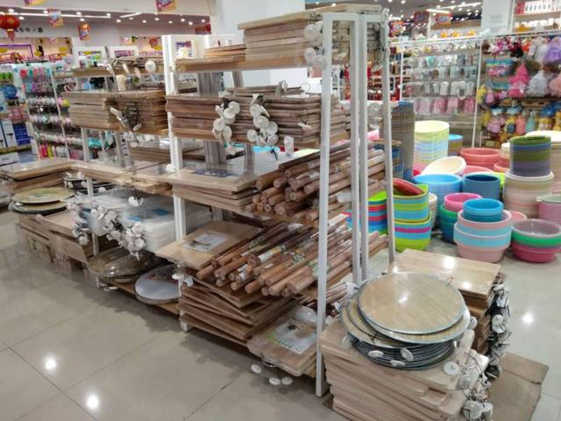 义乌小商品批发：全球市场的引擎